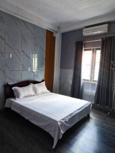 Hoang Anh Hostel in Meo Vac
