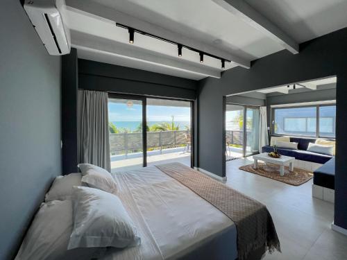 1 double bed, 2 sofa beds