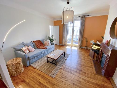 2 bedrooms, 3 beds