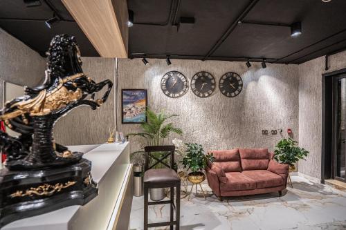 鑽石套房酒店 Diamond Hotel Suites