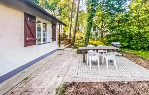 Viesnīcas āriene, Gorgeous Home In Kamionki Male in Turzno