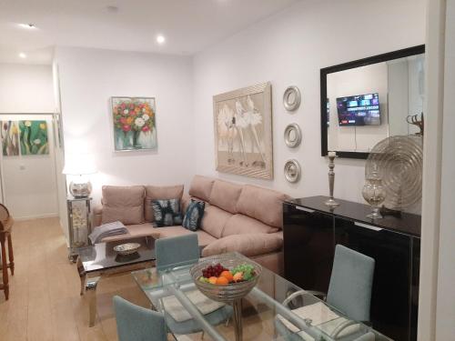 2 bedrooms appartement with furnished terrace and wifi at Cadiz 1 km away from the beach