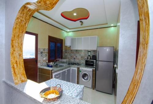 Très joli appartement avec une vue panoramique. (Tres joli appartement avec une vue panoramique.) in 아인 하우지