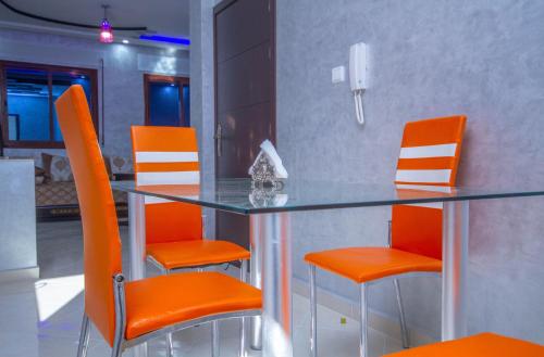 Très joli appartement avec une vue panoramique. (Tres joli appartement avec une vue panoramique.) in 아인 하우지