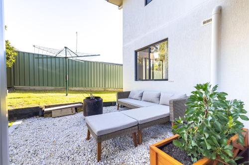 Facilities, Akoya House 122 Tomaree Rd Pet friendly linen air conditioning WiFi and boat parking in Shoal Bay