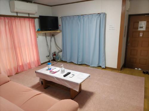 Guestroom, みのる民泊2号 in Shibushi