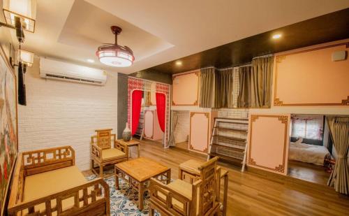 Lynlan Hostel and Cafe Linlan Lunyan Hostel and Cafe