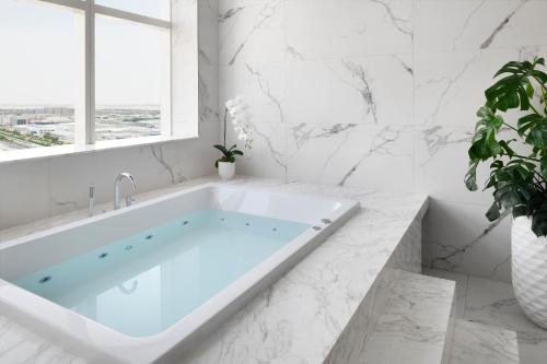 Spa, Mövenpick Hotel Jumeirah Village Triangle in Jumeirah Village Circle