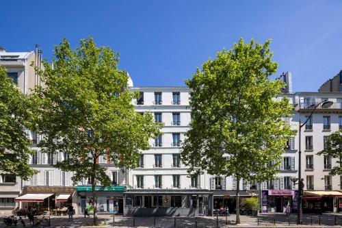 Exterior view, Hotel Nude Paris in Quartier Saint-Germain-des-Prés - Luxembourg