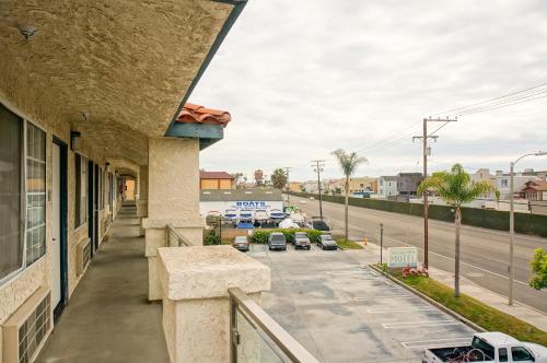 Entrance, OceanView Motel in Huntington Beach (CA)