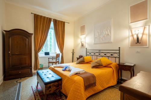 Capital Rooms Room Type - Deluxe Double Room