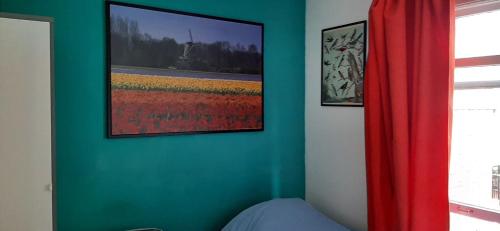 NICOLE, not for parties, not a hotel, room with shared bathroom, no kitchen, Amsterdam (photo 7)
