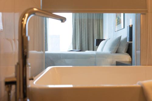 388715143 Amara Bangkok Hotel