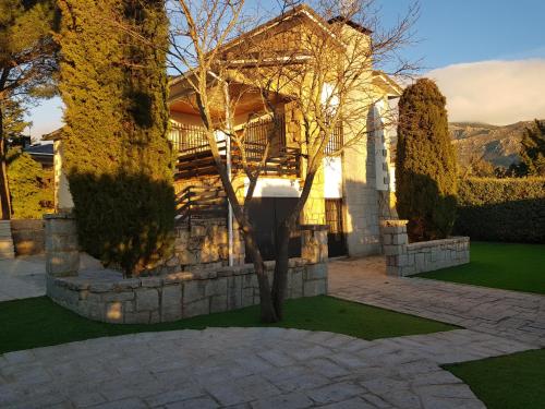 For You Rentals CHALET SIERRA GUADARRAMA - LA PONDEROSA PON351