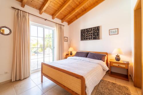 Bliss Villa in Vale da Telha