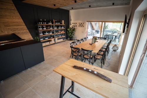 Banketisaal, Gober & Freinbichler Weine von Hand in Neckenmarkt