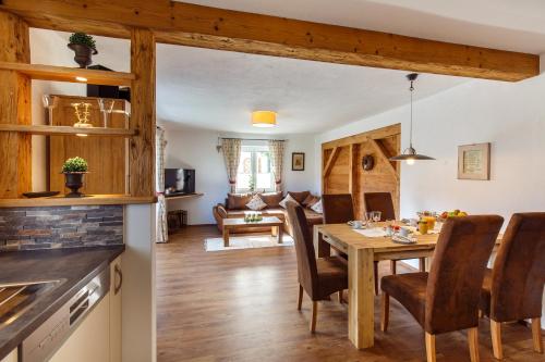 Ferienwohnung Adlerhügel - Apartment - Ruhpolding