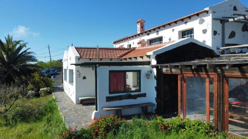 Casa rural con barbacoa, terraza y vistas al Mar en Isora