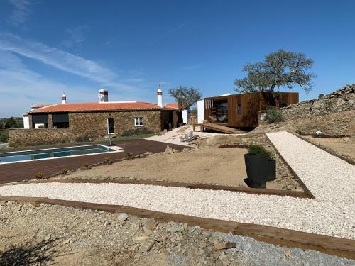 . Monte Clérigo Casas de Campo