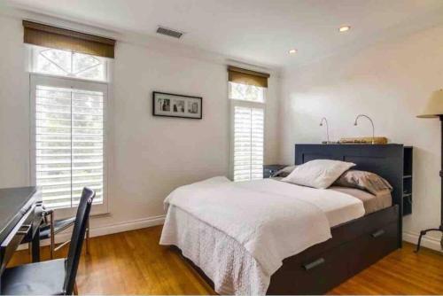 Spacious 4 Bedroom 3.5 Bath in Coronado in San Diego, USA