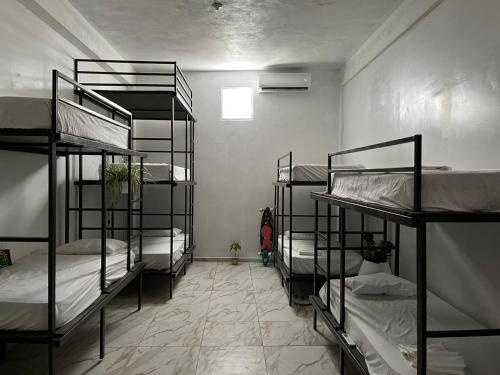 Rincon Dorms, Rincon
