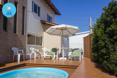 Swimming pool, Casa do Mar Azul in Florianopolis