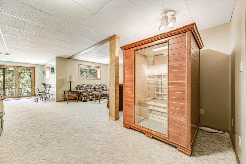 Crooked Canyon Lodge in Summerset