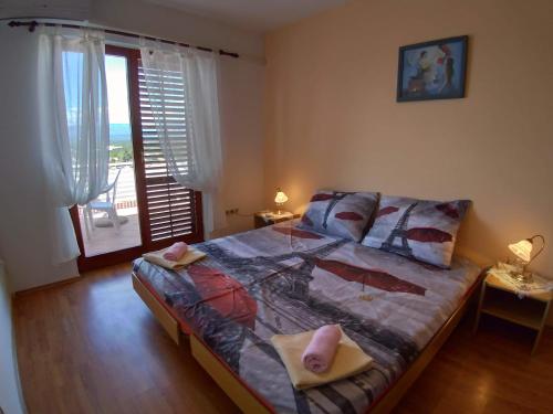 Apartment Njivice 15904b - image 4