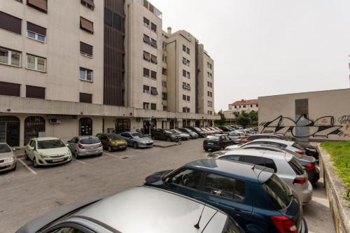 Apartments with WiFi Split - 15958 - image 6