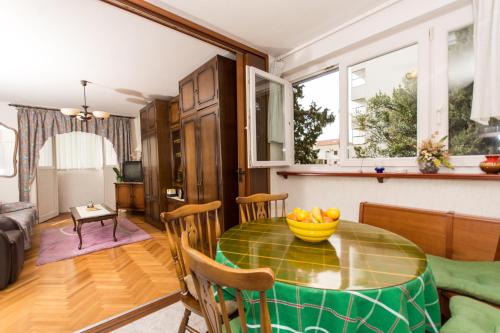 Apartments with WiFi Split - 15958 - image 11