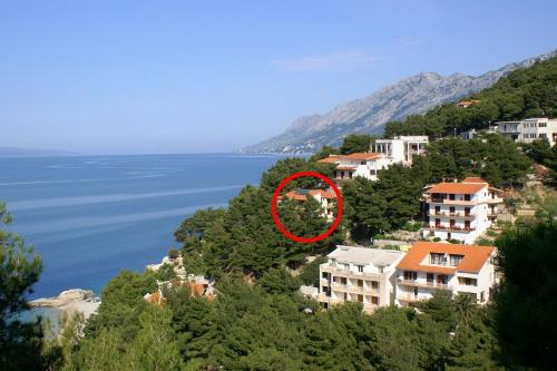  Apartments by the sea Brela, Makarska - 2713 in Brela