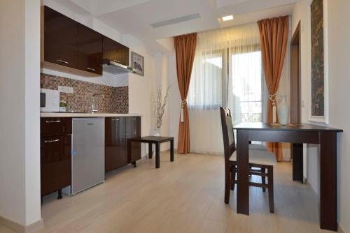 AMADEUS RESIDENCE 2