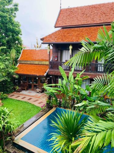 Hongkhao Village