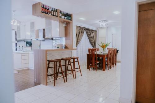 Petronella Apartment C1 Marina Court