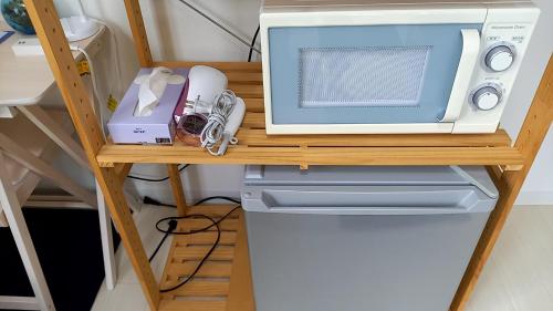One-Bedroom Apartment image 9