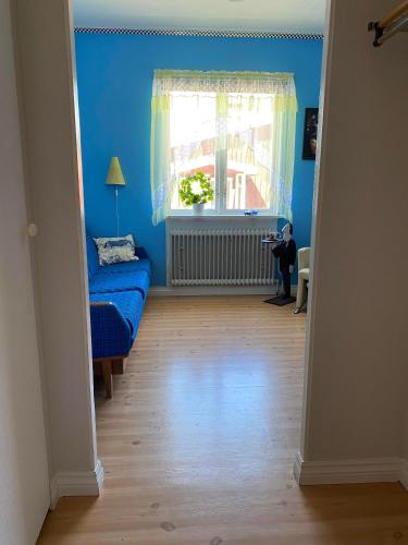 Double Room (1 Adult + 1 Child)