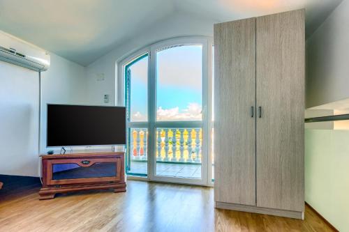 Apartment - Split Level image 7