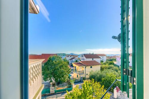 Apartment - Split Level image 4