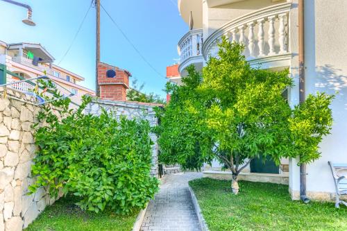 Apartment with Balcony image 1