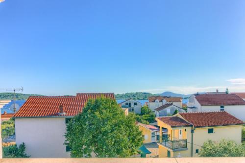 Apartment - Split Level image 1