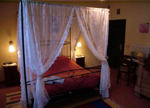  Villa Arianna B&B in Lari