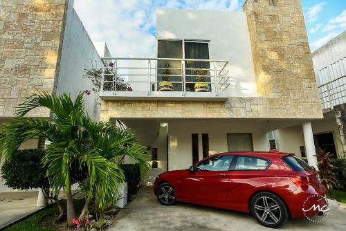 Bali LIfe Style House With Car (additional cost).