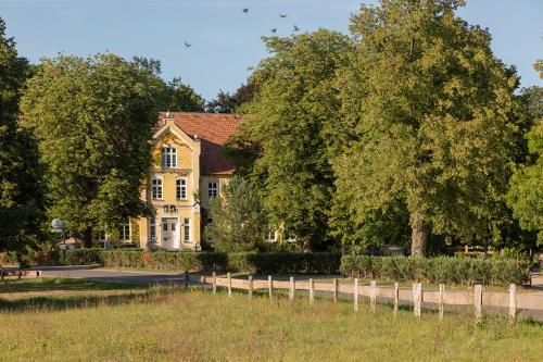 Gutshauszimmer Doppel Neu Gaarz in Neu Gaarz