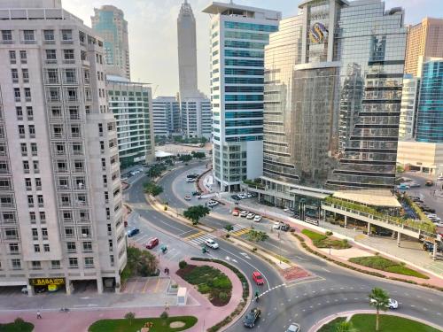 Amazing apartment 2 bed rooms in Tecom 6 pax, Dubái (foto 9)