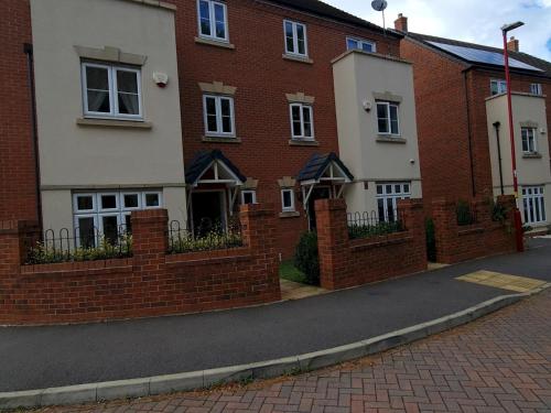 Pass the Keys Well Located Modern 5 Bedroom House, Birmingham (fotografie 7)