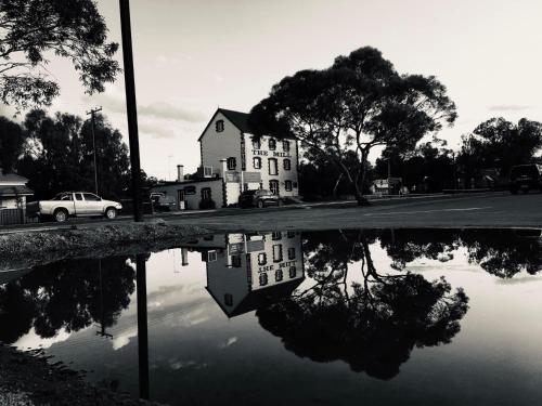 Flinders Ranges Motel - The Mill