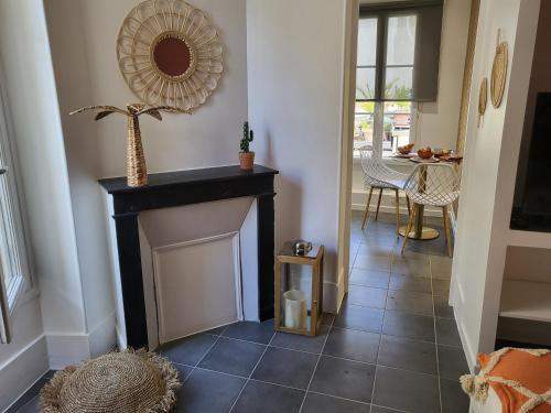 廚房, Appart' Terracotta - Champs Élysées 20 mn - NETFLIX (Appart' Terracotta - Champs Elysees 20 mn - NETFLIX) in 邁松拉菲特