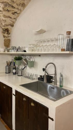 virtuve, La casa di mezzo in Calascio
