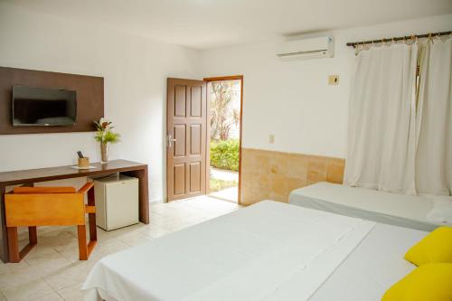 Jeri Village Hotel - Tap to explore photos