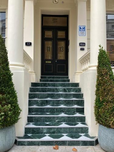 MSK Elite, London